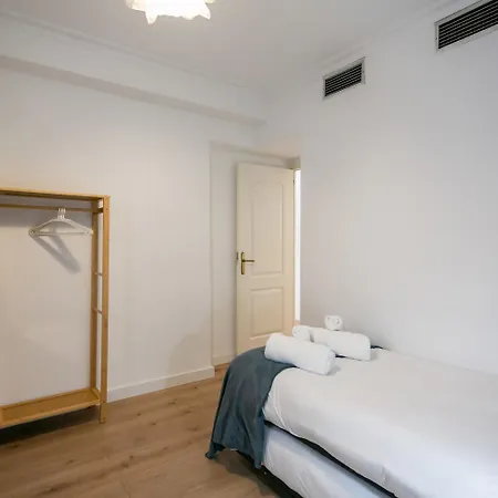 Piso Luminoso Ideal Para Familias Zona Retiro Madrid Exterior photo